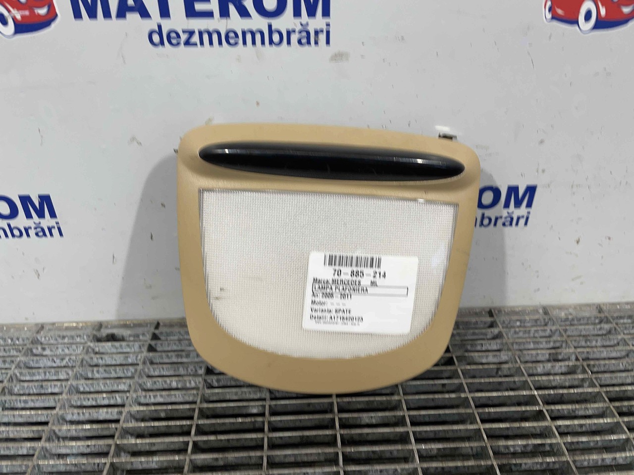 LAMPA PLAFONIERA MERCEDES ML - - (2005 2011)