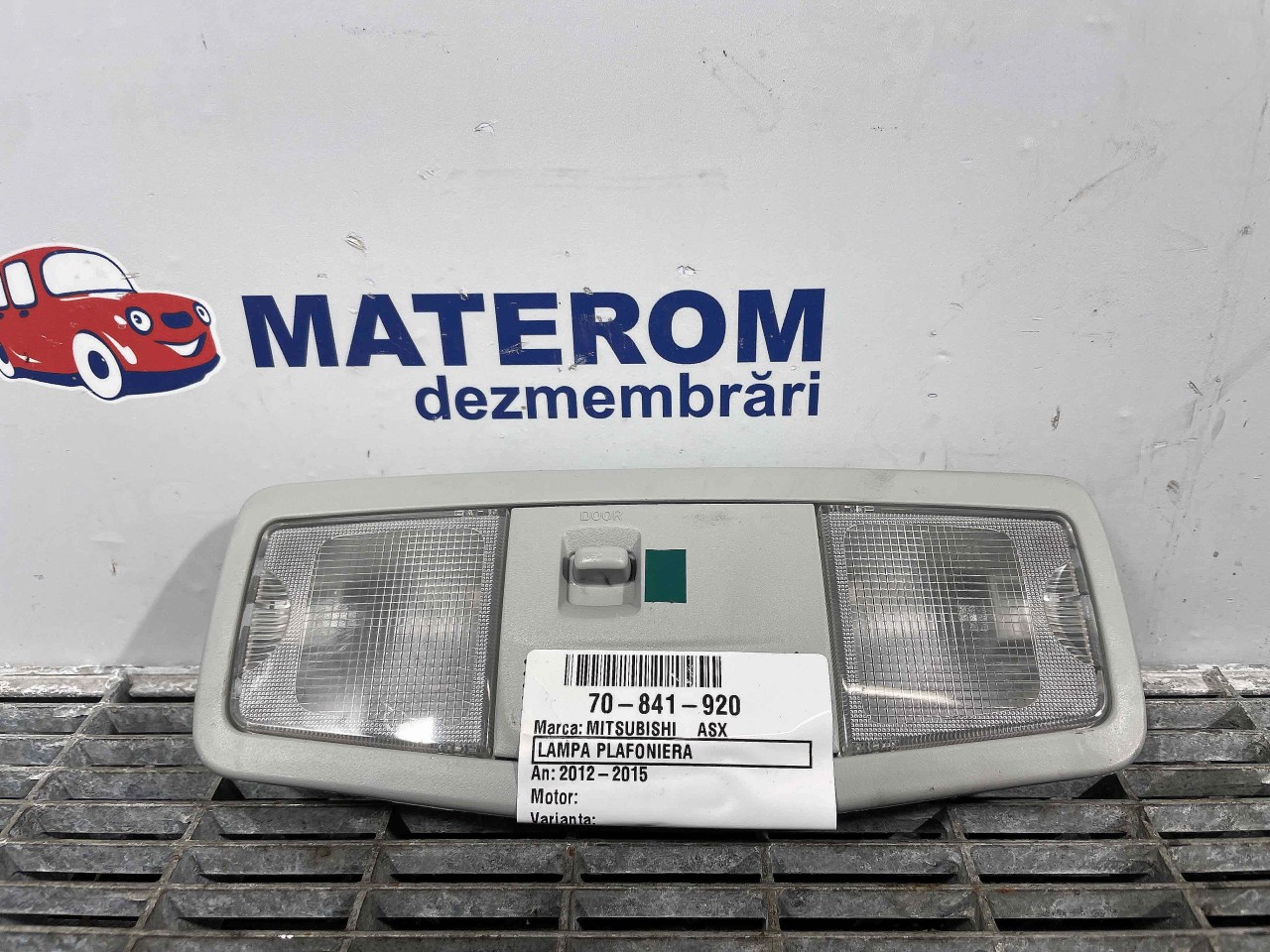 LAMPA PLAFONIERA MITSUBISHI ASX - - (2012 2015)