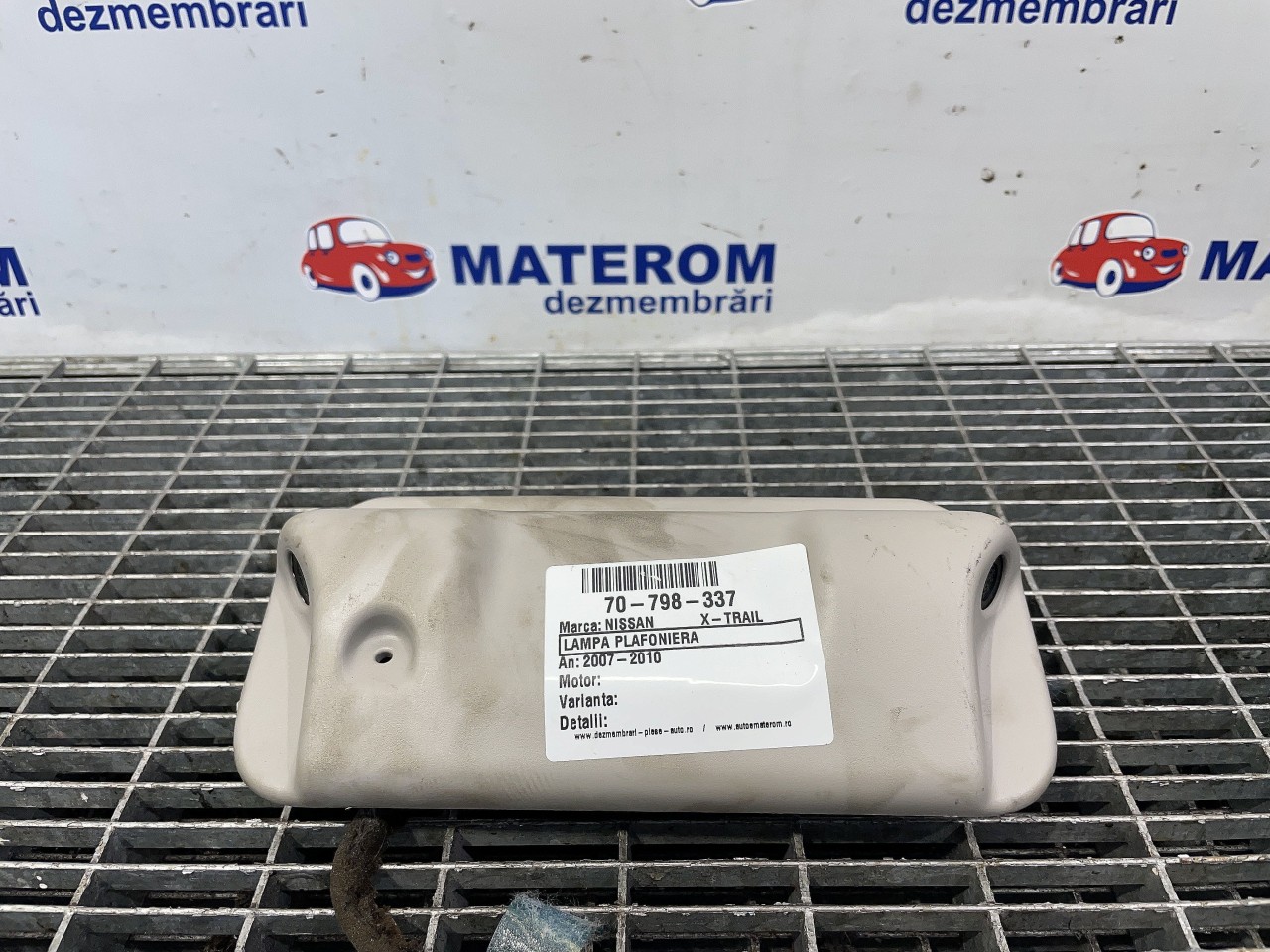 LAMPA PLAFONIERA NISSAN X-TRAIL X-TRAIL - - (2007 2010)