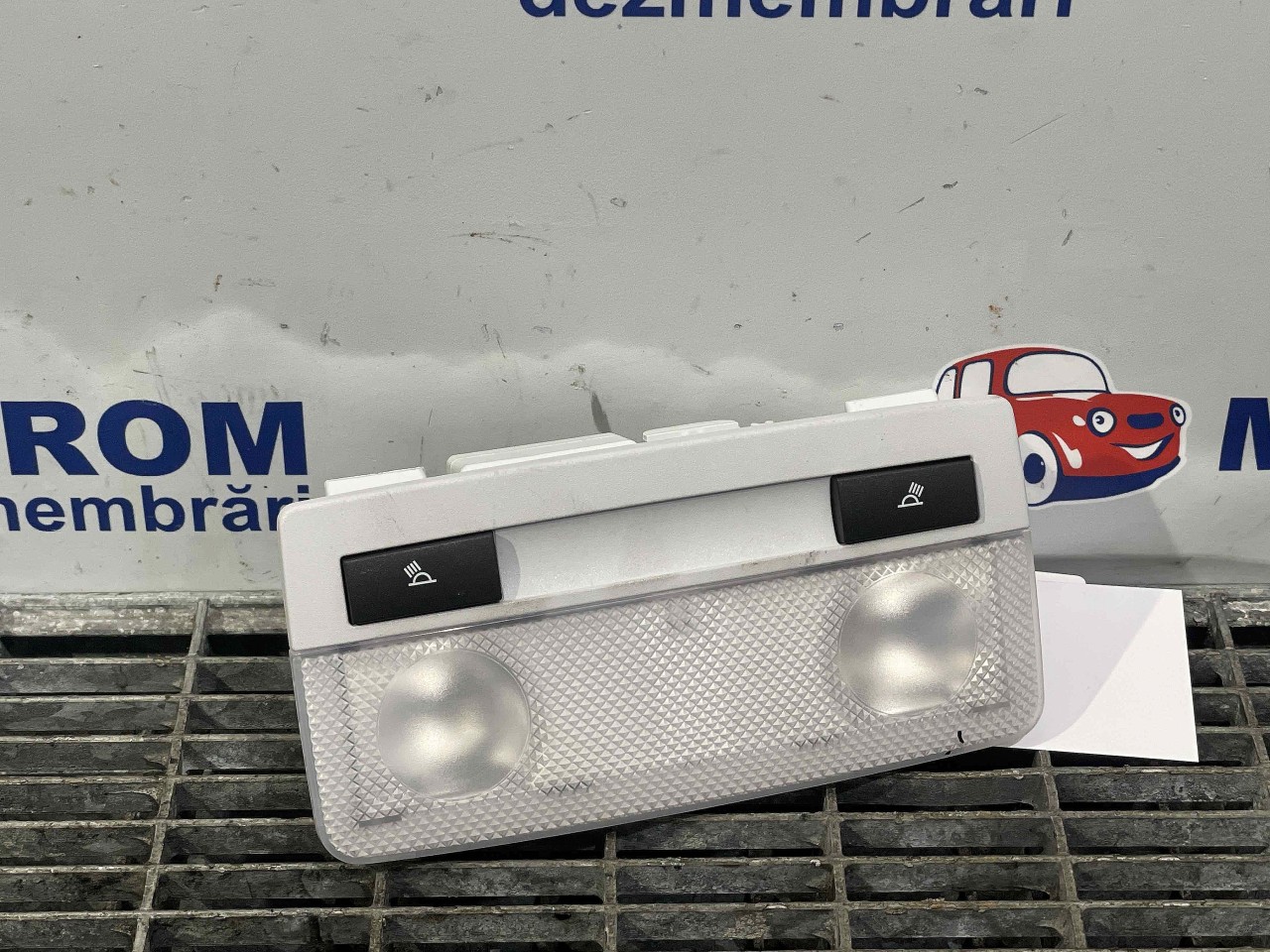 LAMPA PLAFONIERA OPEL CROSSLAND X - - (2017 2020)