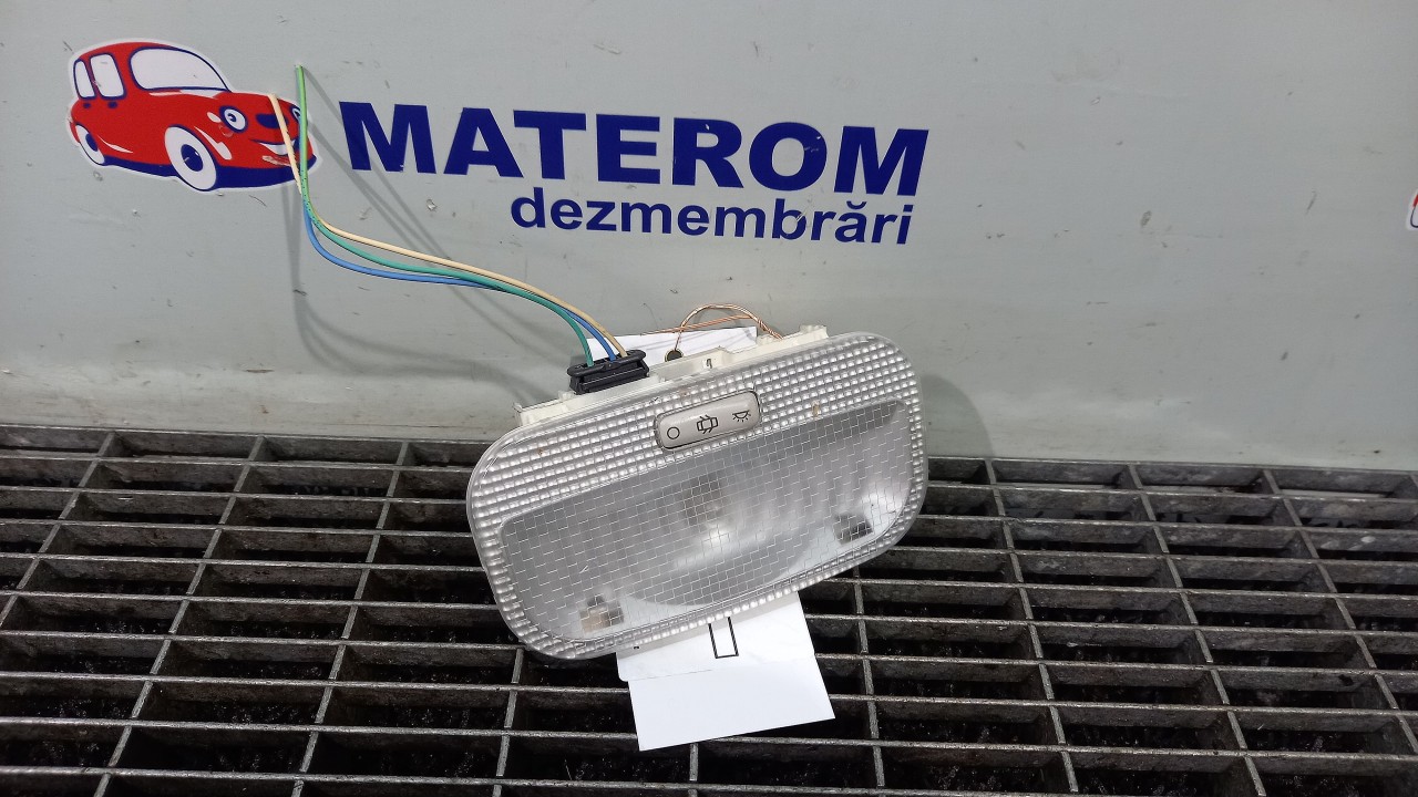 LAMPA PLAFONIERA PEUGEOT 5008 - - (2009 2013)