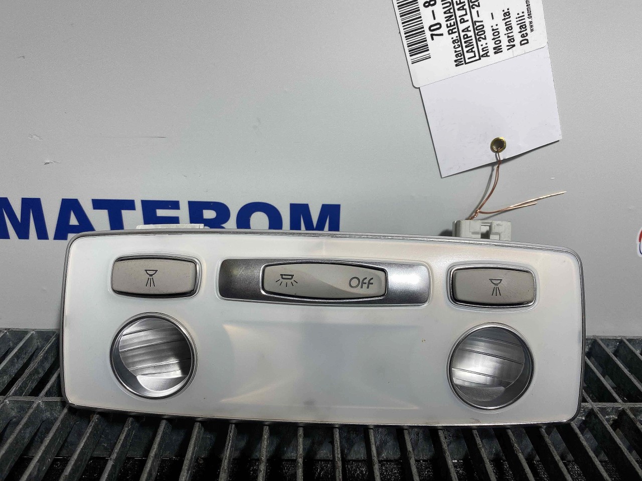 LAMPA PLAFONIERA RENAULT LAGUNA - - (2007 2010)