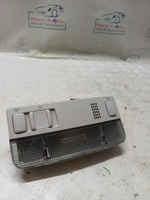 Lampa plafoniera Skoda Fabia 3 Break 1.4 Motorina 2016, 3B0035711B