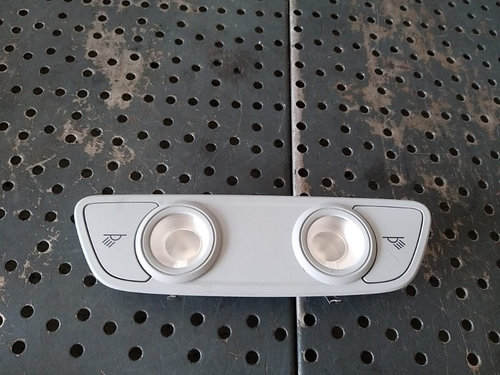 Lampa plafoniera spate audi a4 b9 8w 4m0947111 8w0947111