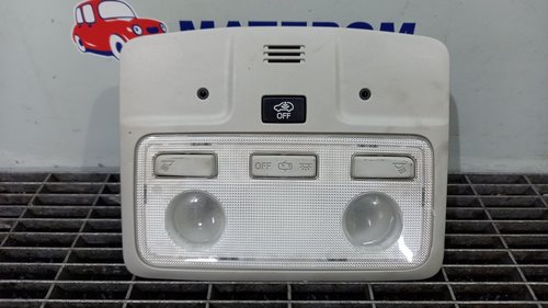 LAMPA PLAFONIERA TOYOTA RAV4 - - (2012 2018)