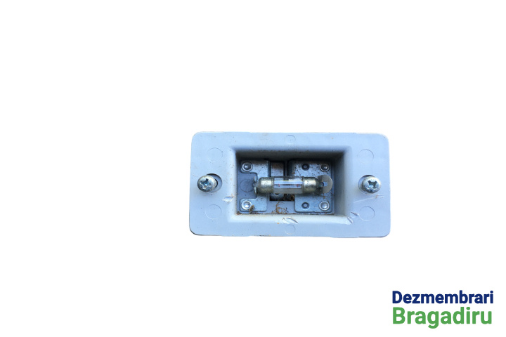Lampa pozitie fata usa spate dreapta Cod: 1155-207 1155-207 Mitsubishi Pajero 3 [1999 - 2003] SUV 5-usi 3.2 DI-D AT (165 hp) Cod motor 4M41