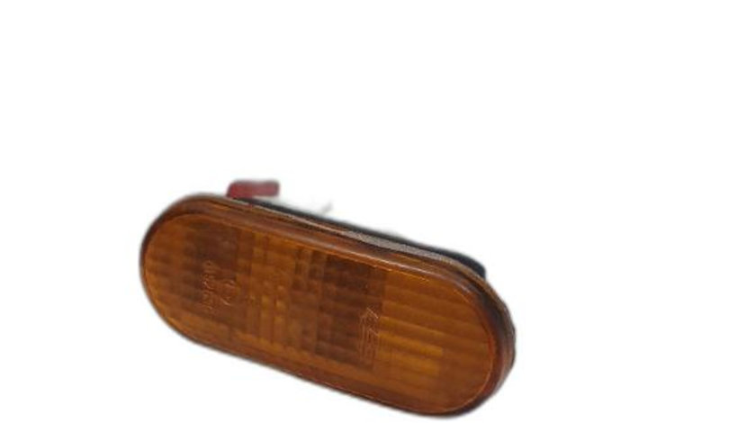 Lampa semnalizare aripa Volkswagen Passat B5 (3B) Break 2001 2.5 TDI OEM 3A0949117A