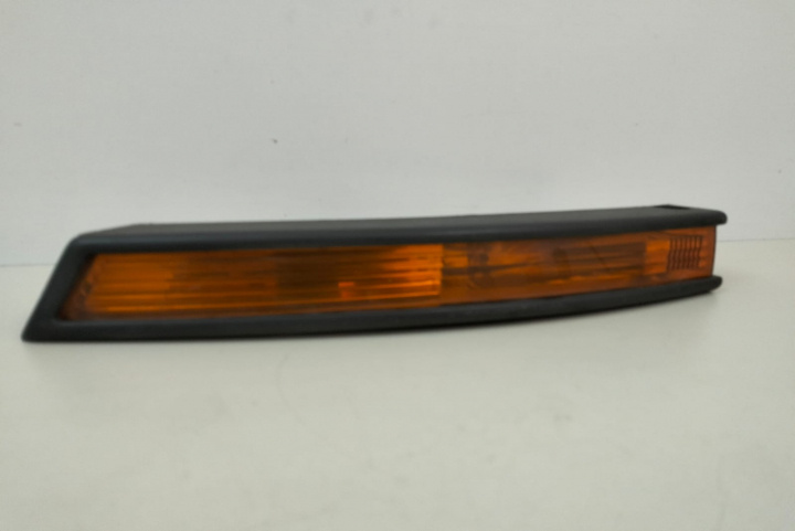 Lampa semnalizare cu ornament, bara fata stanga 3c0953041j Volkswagen VW Passat B6 [2005 - 2010]