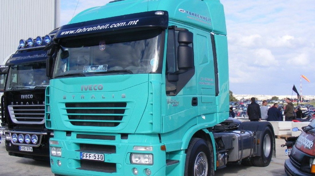 Lampa semnalizare fata - Iveco Stralis ( 2002 - 2008 )