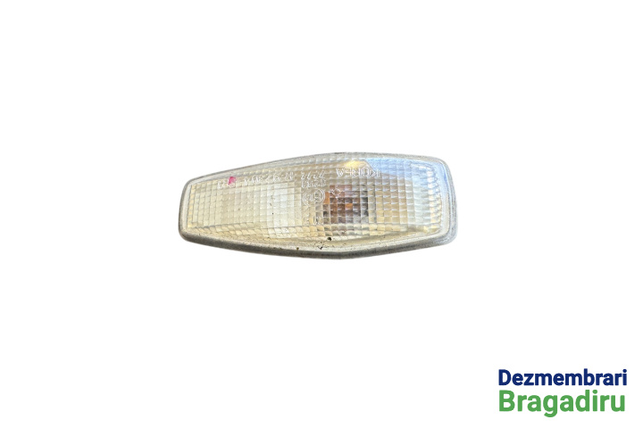 Lampa semnalizare pe aripa fata dreapta Kia Picanto [2004 - 2007] Hatchback 1.1 AT (65 hp) Cod motor: G4HG