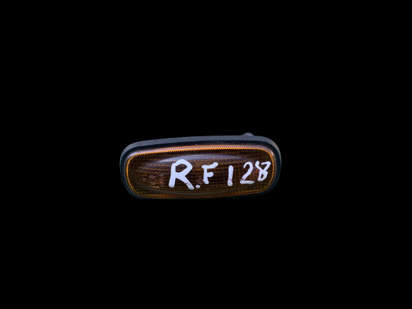 Lampa semnalizare pe aripa fata dreapta Land Rover Freelander [1998 - 2006] Crossover 5-usi 2.0 DI MT (98 hp) (LN)