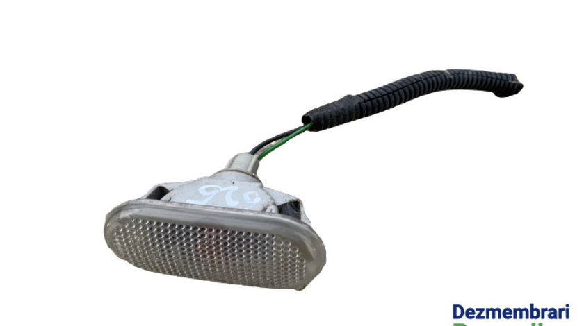 Lampa semnalizare pe aripa fata dreapta Nissan Qashqai J10 [2007 - 2010] Crossover 5-usi