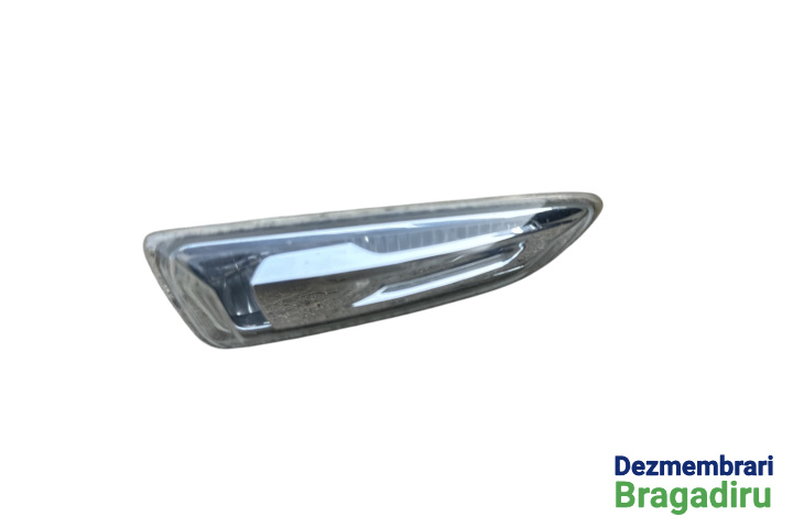 Lampa semnalizare pe aripa fata dreapta Opel Astra J [facelift] [2012 - 2018] Sports Tourer wagon 5-usi 2.0 CDTI MT (165 hp) Cod motor: A20DTH