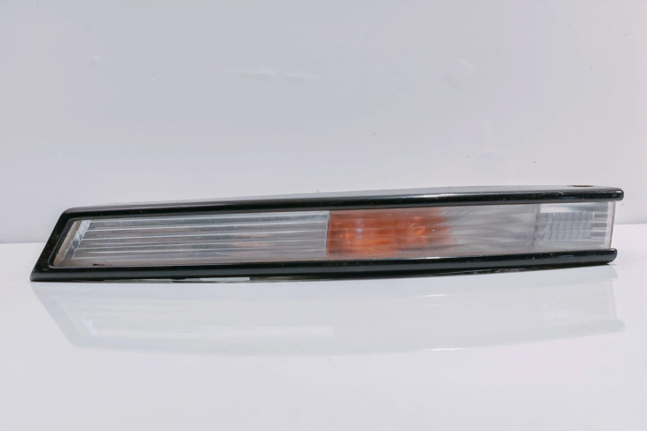 Lampa semnalizare stanga cu ornament 3C0953041L Volkswagen VW Passat B6 [2005 - 2010]