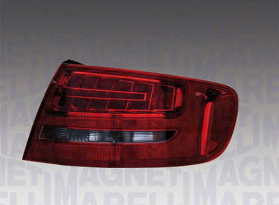 Lampa spate dreapta (714021590801 MAGNETI MARELLI) AUDI,MAZDA