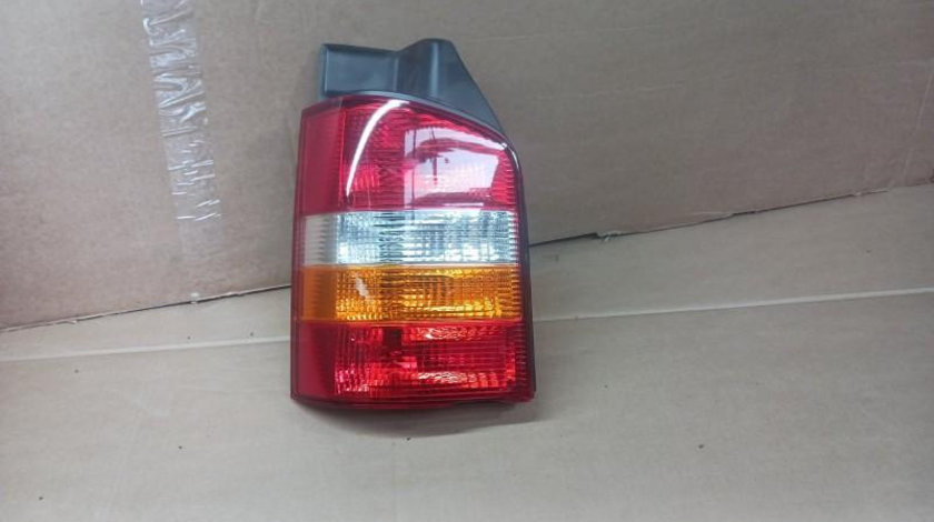 Lampa spate stanga Volkswagen Transporter T5 (2003-2009)