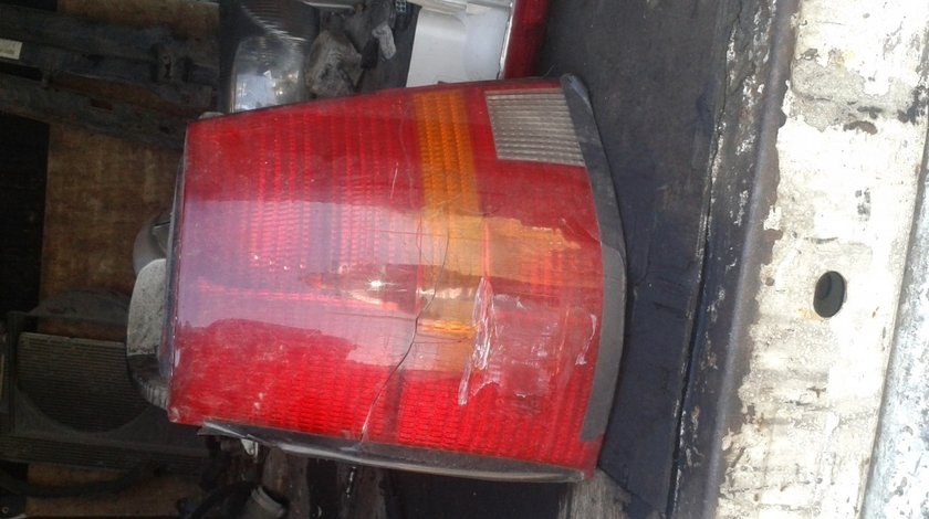 Lampa spate vw golf 4 break 1.9 tdi, 90cp, 2003