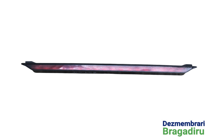 Lampa stop aditionala Volkswagen VW Golf 4 [1997 - 2006] Hatchback 5-usi 1.4 MT (75 hp) Cod motor AXP