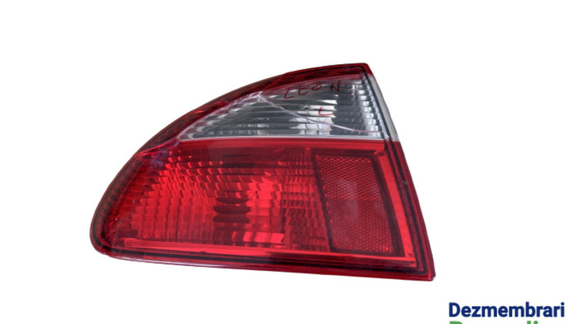 Lampa stop aripa stanga, Atentie este fisurata Seat Leon 1M [1999 - 2005] Hatchback 1.4 MT (75 hp) (1M1)