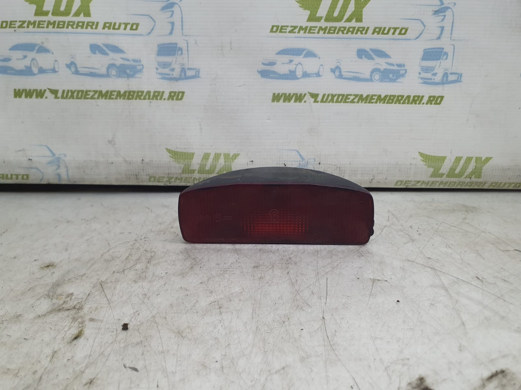 Lampa stop auxiliar e29015 Renault Thalia [facelift] [2002 - 2006]
