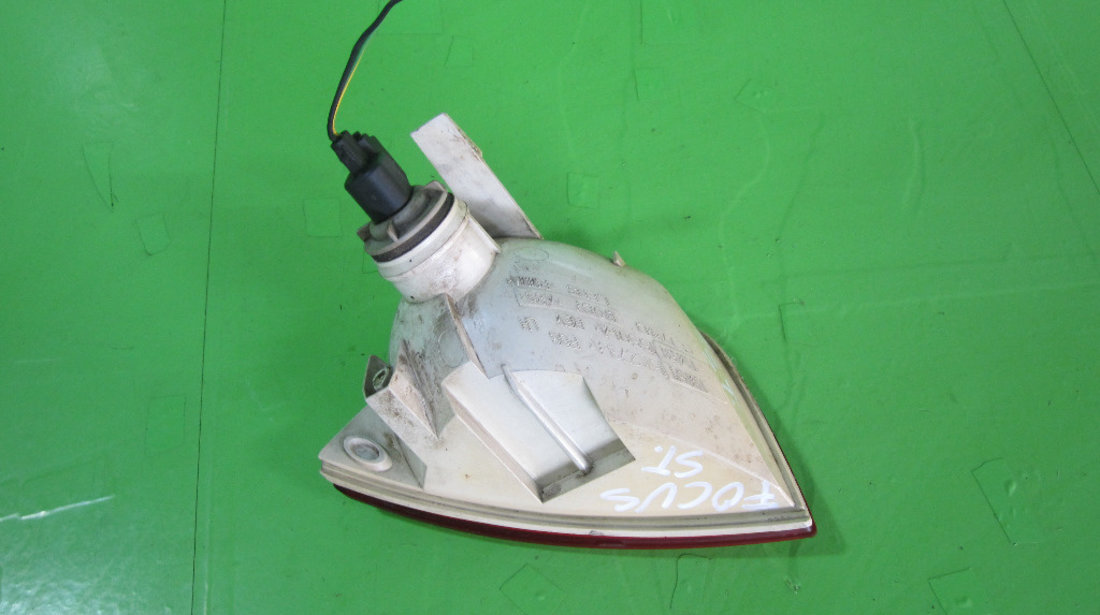 LAMPA / STOP BARA SPATE FORD FOCUS 1 FAB. 1998 - 2005 ⭐⭐⭐⭐⭐