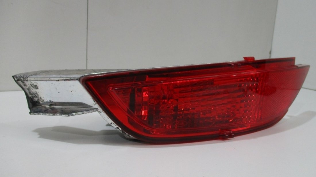 Lampa / stop ceata stanga spate Ford C-Max / Ford Fiesta an 2008 2009 2010 2011 2012 2013 2014 2015 cod 8A61-15K273