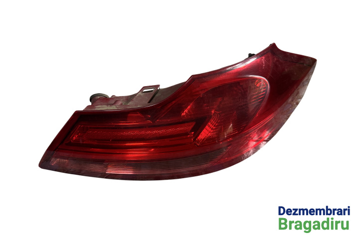 Lampa stop dreapta Cod: 13226856 13226857 Opel Insignia A [2008 - 2014] Sports Tourer wagon 5-usi 2.0 CDTI MT (130 hp) Cod motor: A20DTH, Cod culoare: Z177