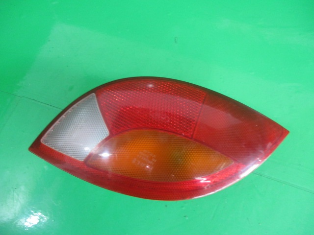 LAMPA / STOP DREAPTA COD 393.666 FORD KA FAB. 1996 - 2008 ⭐⭐⭐⭐⭐