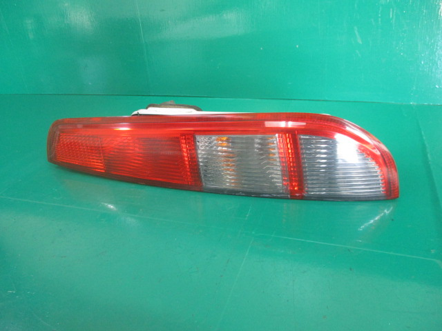 LAMPA / STOP DREAPTA FORD FOCUS 2 FAB. 2004 – 2010 ⭐⭐⭐⭐⭐