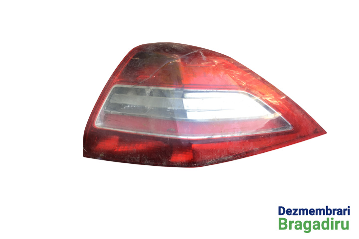 Lampa stop dreapta pe aripa Atentie este fisurata! Renault Megane 2 [facelift] [2006 - 2012] Sedan 1.5 dCi MT (82 hp)
