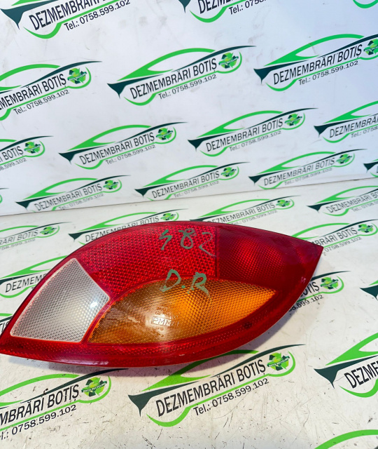 Lampa stop dreapta pe aripa Ford Ka [1996 - 2008] Hatchback 3-usi 1.3 MT (60 hp)