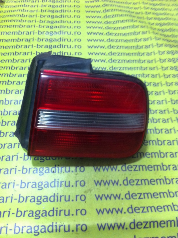 Lampa stop dreapta pe aripa Lancia Kappa [1994 - 2008] Sedan 2.0 MT (155 hp) (838A)