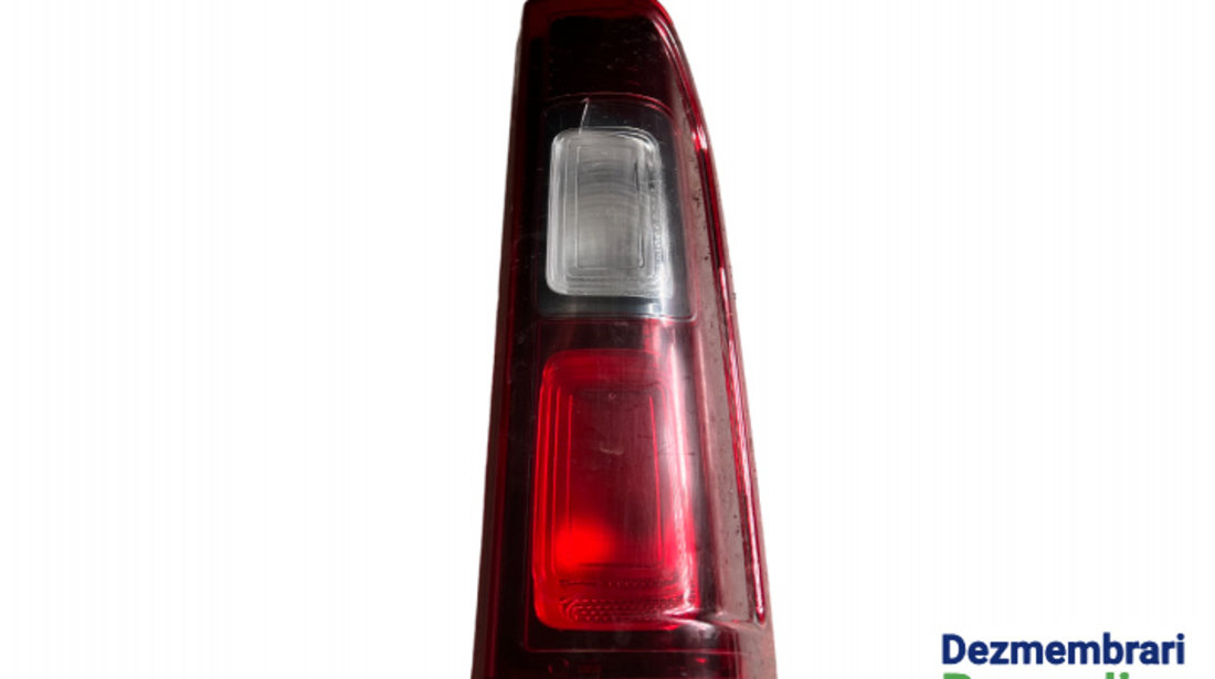 Lampa stop dreapta pe aripa Renault Trafic 3 [2014 - 2020] Minivan 2.0 dCi MT L2H1 (114 hp)