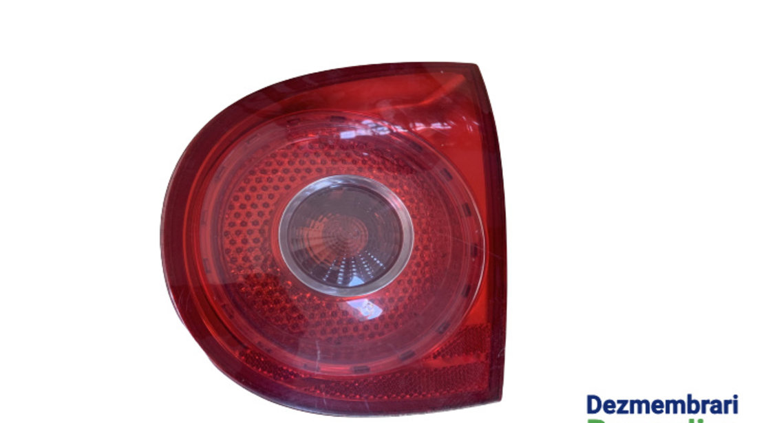 Lampa stop dreapta pe haion Volkswagen Golf 5 [2003 - 2009] Hatchback 5-usi 2.0 TDI MT (140 hp) V (1K1)