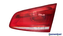 Lampa stop dreapta pe haion Volkswagen VW Passat B...