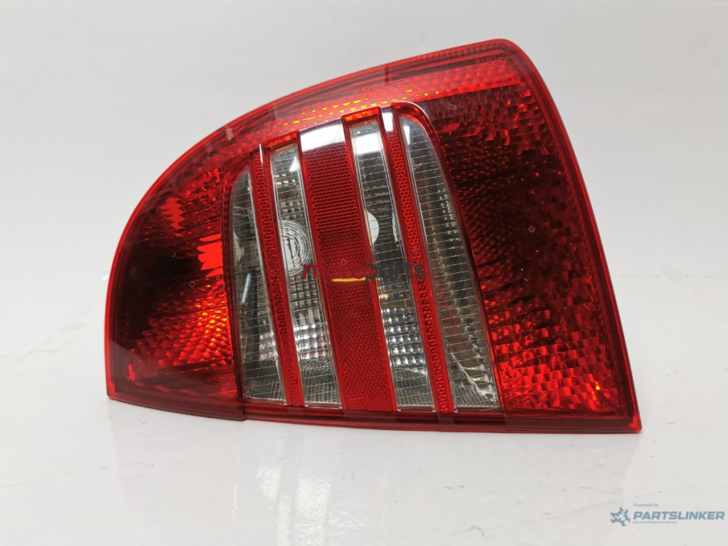 Lampa stop dreapta Skoda Superb (3U4) Berlina 2005 1.9 TDI SKODA SUPERB (3U4) [ 2001 - 2008 ] OEM 3U5945096P