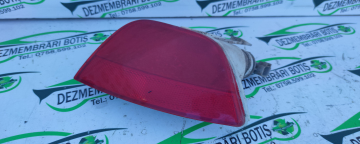 LAMPA STOP DREAPTA SPATE IN BARA 361 Ford Focus [1998 - 2004] Sedan 4-usi 1.6 MT (101 hp)