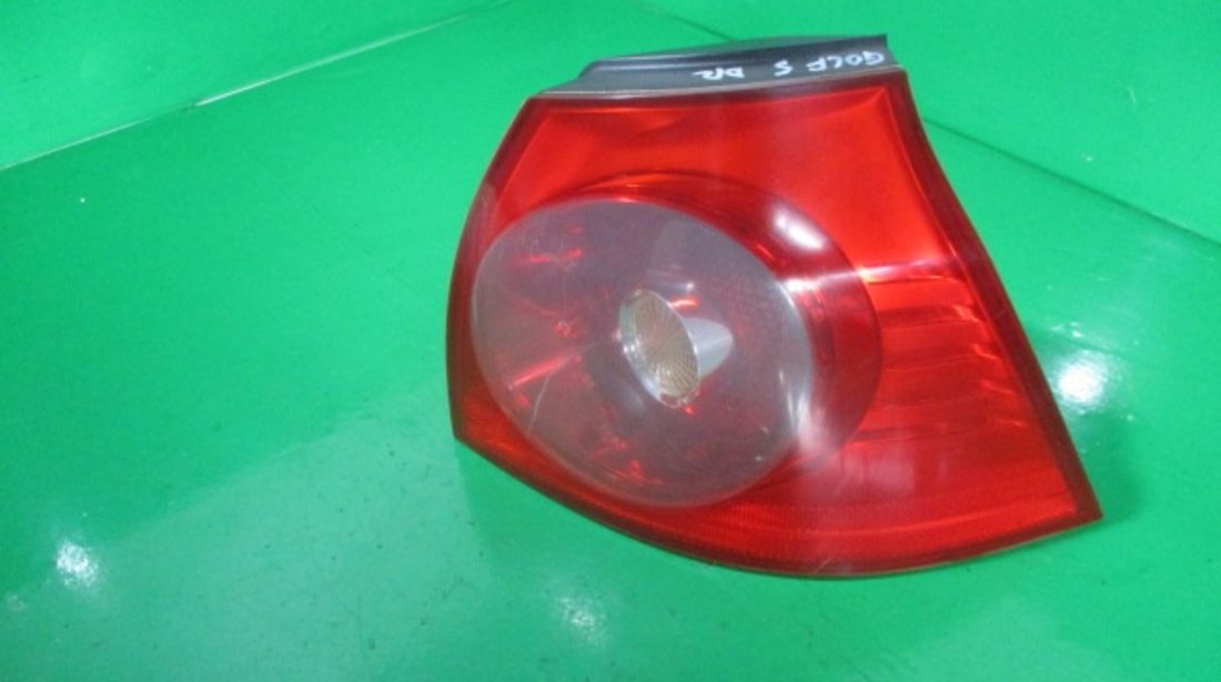 LAMPA / STOP DREAPTA VALEO COD 1K6945096G / 89032903 VW GOLF 5 FAB. 2003 - 2009 ⭐⭐⭐⭐⭐