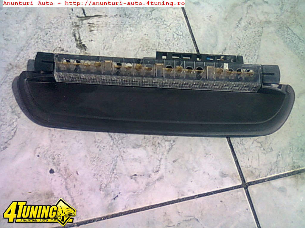 Lampa stop frana BMW 330xd E46