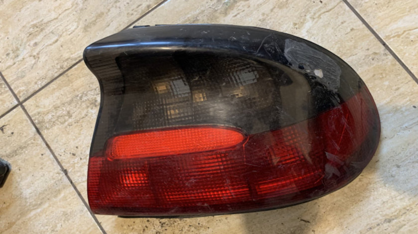 Lampa stop pe aripa dreapta Atentie !!! are defect Opel Tigra [1994 - 2000] Coupe 1.4 MT (90 hp) (95_) S93/BJ11 16V