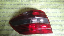 Lampa stop pe aripa stanga Mercedes-Benz M-Class W...