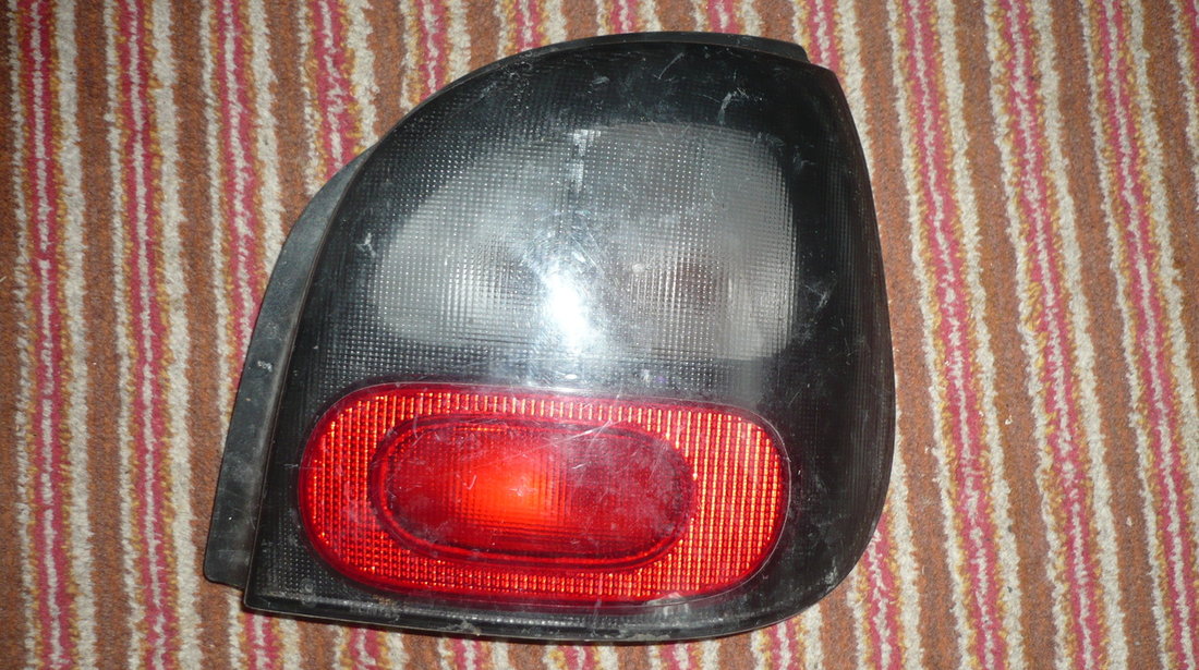 Lampa stop spate Renault Megane 1 hatchback