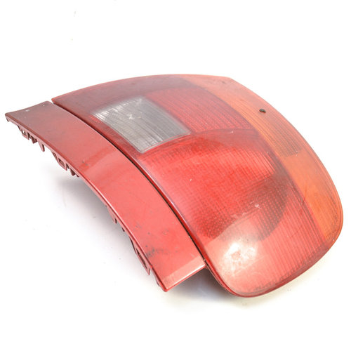 Lampa Stop Spate / Tripla Audi A4 B5 (8D) 1994-2001 Caroserie Dreapta 8D0945096, 8D0 945 096, R 02 I...