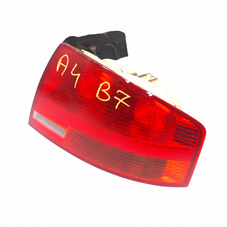 Lampa Stop Spate / Tripla Audi A4 B7 (8E) 2004-2008 Caroserie Dreapta 965037025932, R965070, 14205113719, Aud9A4 Hella