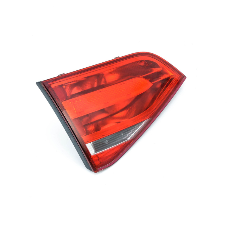 Lampa Stop Spate / Tripla Audi A4 B8 (8K) 2007-2015 2.0 Tdi Caga Motorina Stanga 8K5945093 Hella
