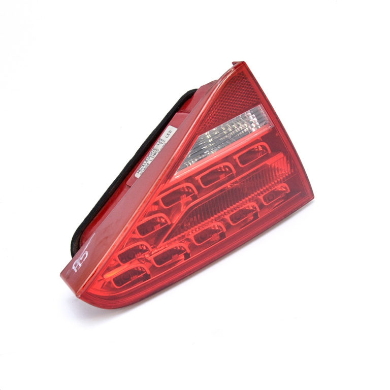 Lampa Stop Spate / Tripla Audi A5 (8T3, 8F7, 8Ta) 2007-2016 Haion Stanga 8T0945093A