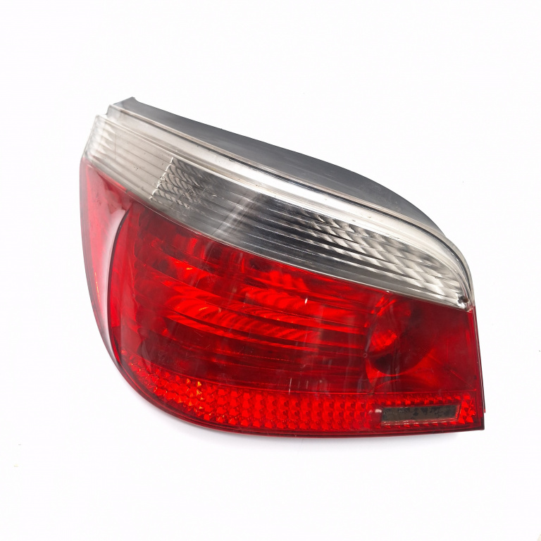 Lampa Stop Spate / Tripla Bmw 5 (E60, E61) 2003-2010 Stanga 6910767, 6 910 767, 2Vp008679057, 2Vp 008 679-057