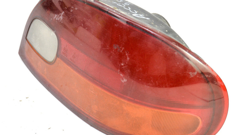 Lampa Stop Spate / Tripla Caroserie,dreapta Hyundai ACCENT 1 (X3) 1994 - 1999 92402220, 92402-220, 92402220, 024001, 004001