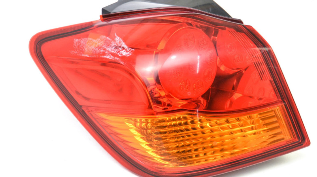 Lampa Stop Spate / Tripla Caroserie,stanga Mitsubishi ASX (GAW) 2010 - Prezent Motorina A046040, P9372, P9374, 8330A689, 8330-A689