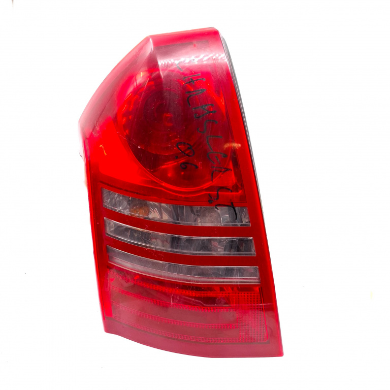 Lampa Stop Spate / Tripla Chrysler 300 C 2010 > Caroserie Stanga Dca00156622E, A00156622E, 0505916A, 16238At, 05A3057, Dca00158622E, A00158622E